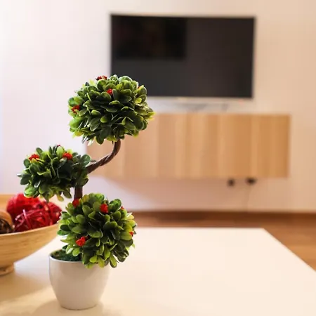 Ultracentral With Balcony - Old Town Апартаменти *