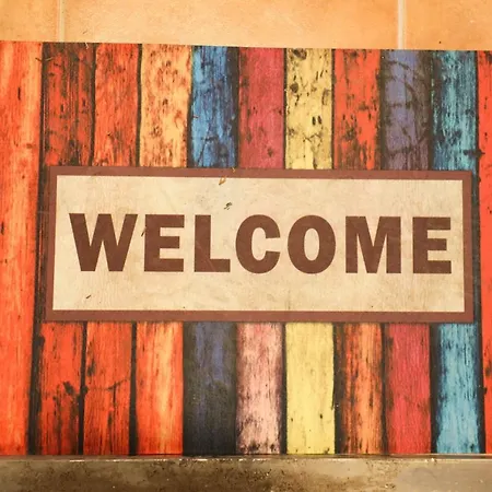 Ultracentral With Balcony - Old Town *