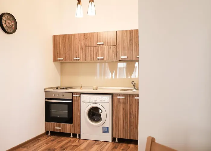 Ultracentral With Balcony - Old Town *