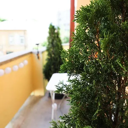 Ultracentral With Balcony - Old Town Apartament